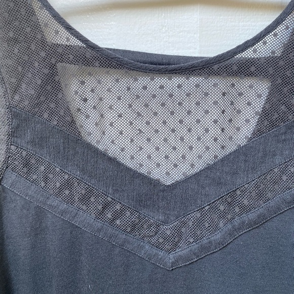 American Eagle Tank Top - Picture 3 of 3